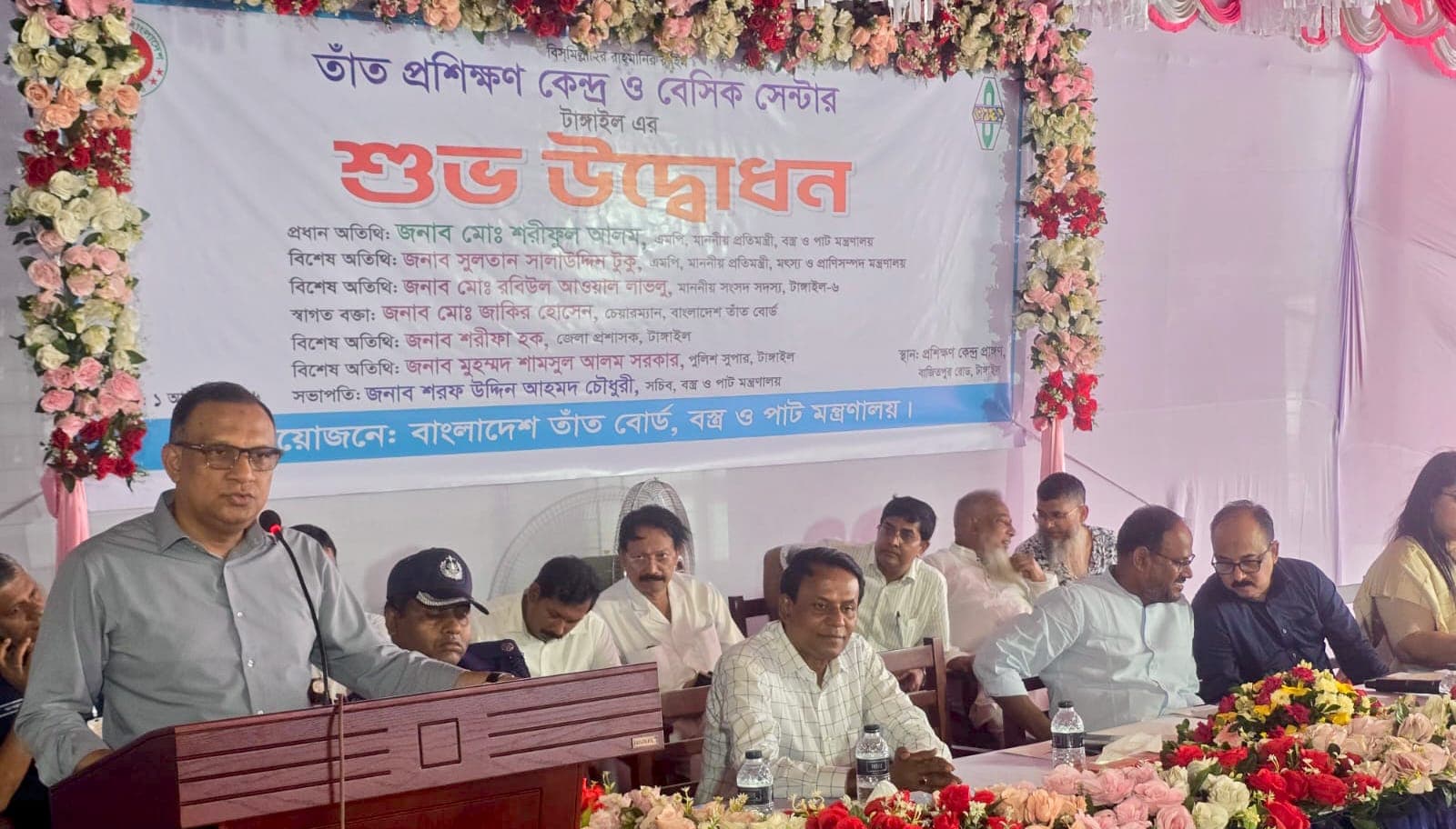 আধুনিক প্রশিক্ষণ ও সহজ ঋণে তাঁতশিল্পের ঐতিহ্য ফেরানোর উদ্যোগ