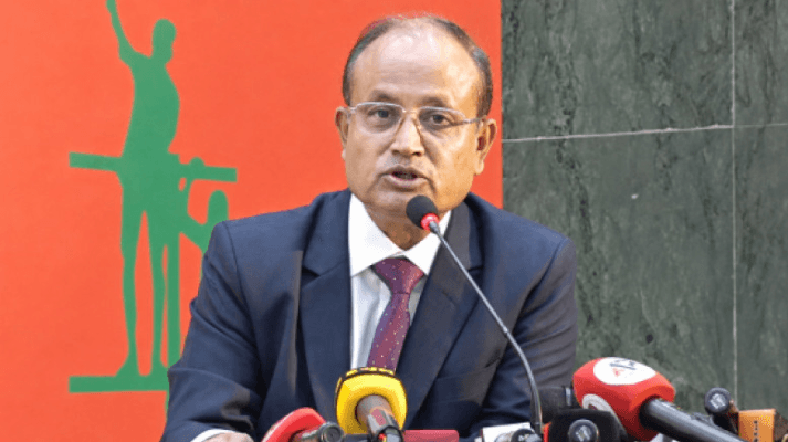 শেখ হাসিনাকে ফেরাতে ‘গোপন তৎপরতা’, ৪০৪ শিক্ষকের বিরুদ্ধে ব্যবস্থা চান ঢাবি উপাচার্য