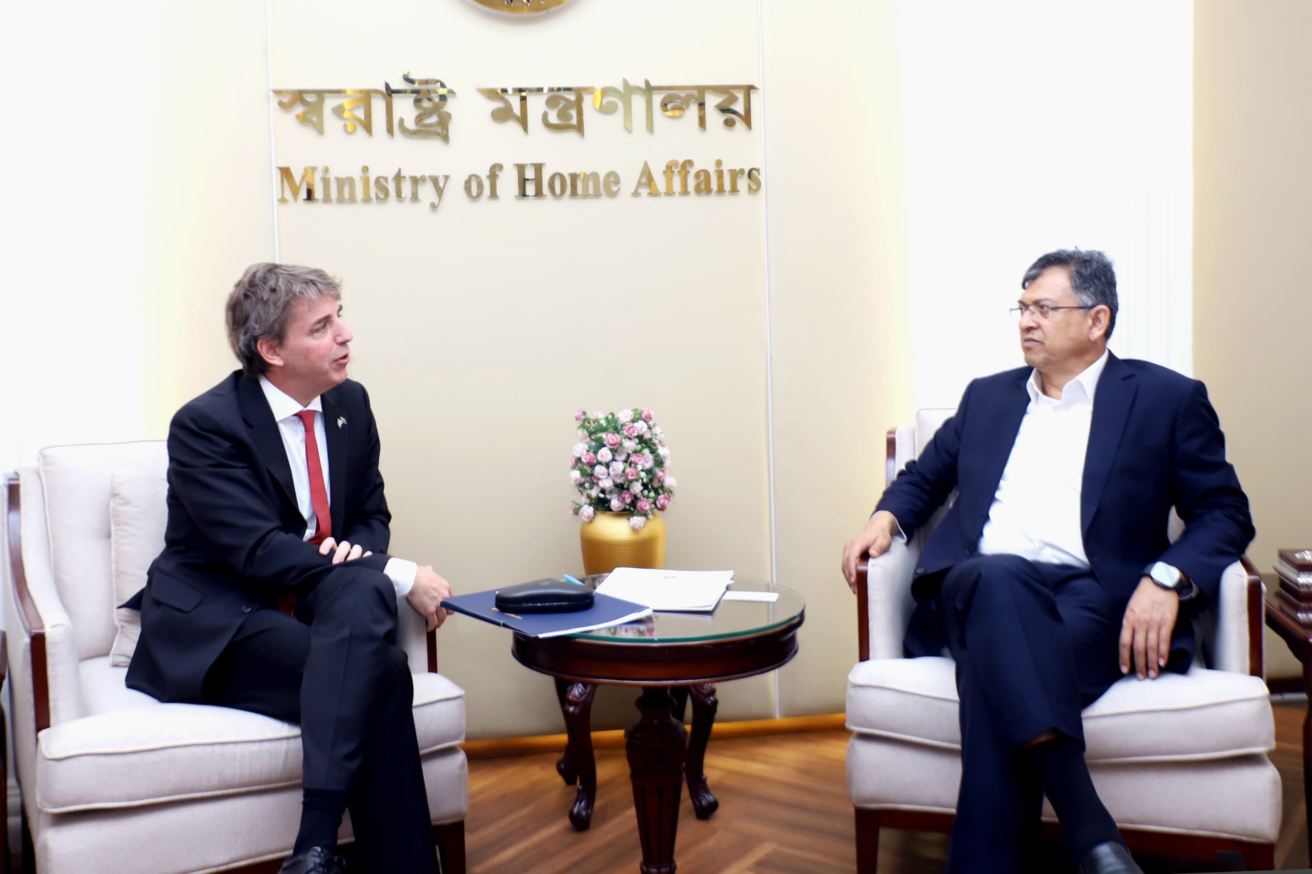নিরাপত্তা, অভিবাসন ও রোহিঙ্গা ইস্যুতে স্বরাষ্ট্রমন্ত্রীর সঙ্গে সুইডিশ রাষ্ট্রদূতের বৈঠক