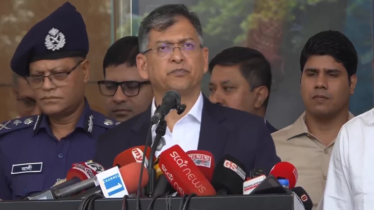 অবৈধ অস্ত্র উদ্ধারে বিশেষ ইউনিট, তথ্য দিলে মিলবে ২ লাখ টাকা পর্যন্ত পুরস্কার