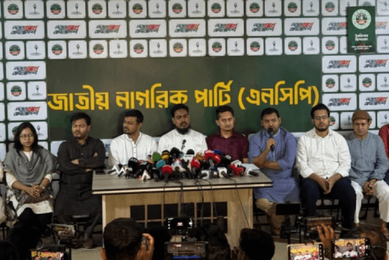 লং মার্চে বাধা এলে পরিণতি ভালো হবে না: আখতার হোসেন