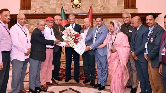 গণতন্ত্র রক্ষায় গণমাধ্যমকে দায়িত্বশীল ভূমিকা পালনের আহ্বান রাষ্ট্রপতির