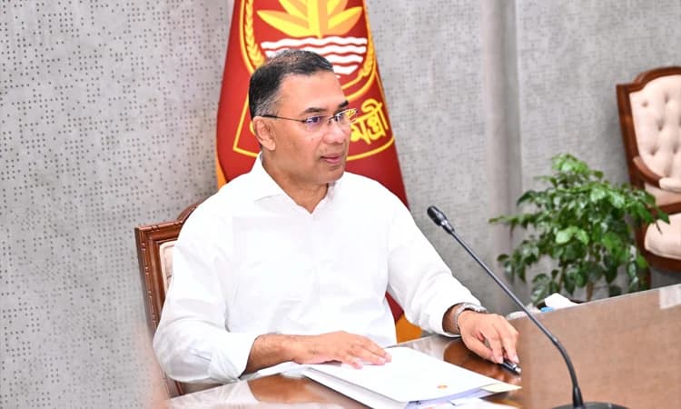 পলিথিন-প্লাস্টিক বন্ধে আইনশৃঙ্খলা বাহিনীকে কঠোর হওয়ার নির্দেশ প্রধানমন্ত্রীর