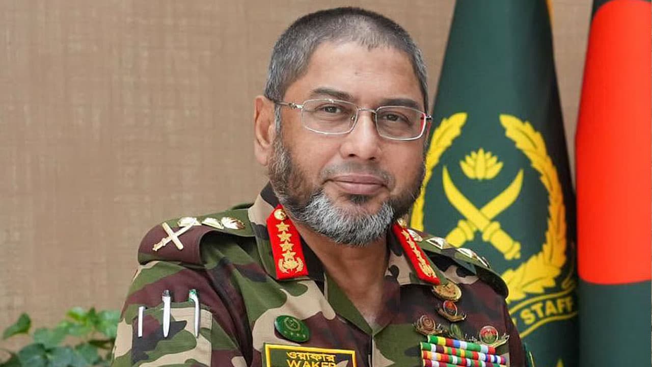 এশিয়ান গেমস উপলক্ষে চার দিনের সফরে জাপান গেলেন সেনাপ্রধান