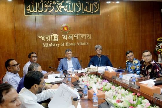 প্রকল্পে সময়ক্ষেপণ নয়, নির্ধারিত মেয়াদে কাজ শেষের নির্দেশ স্বরাষ্ট্রমন্ত্রীর