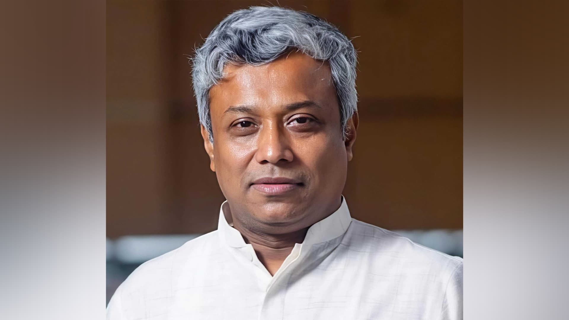 চোরাচালান ঝুঁকি ও লোকসান কমাতে জ্বালানির দাম সমন্বয়: প্রতিমন্ত্রী