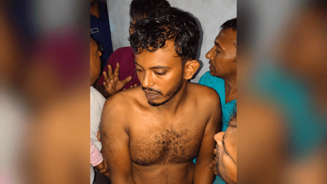 রাজশাহীতে মাকে কুপিয়ে হত্যা ও বাবাকে জখম, ছেলে আটক