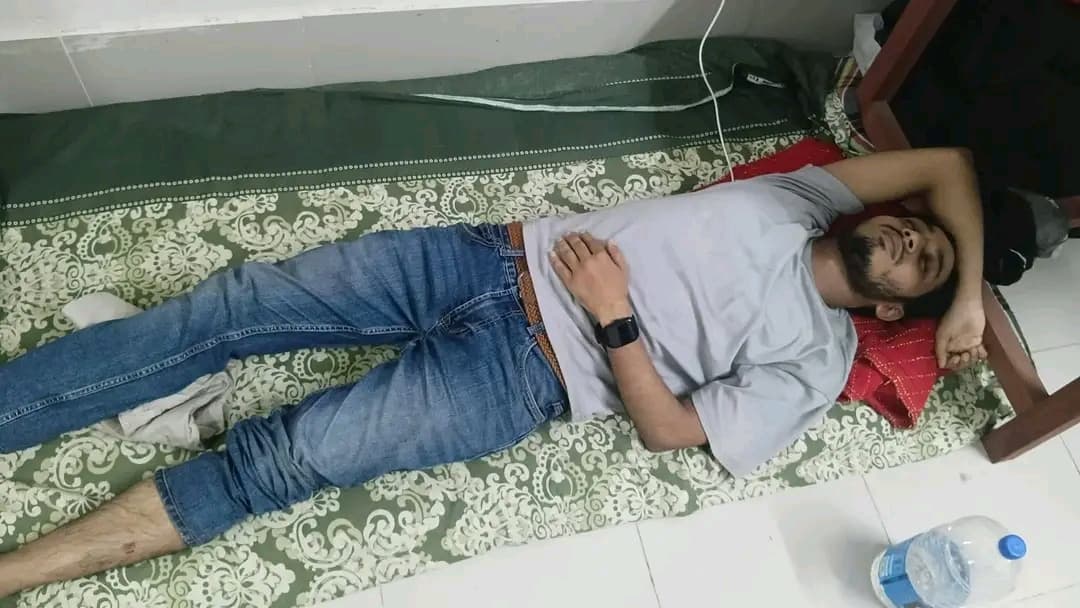 তিতুমীরে দুই গ্রুপের মারামারি: সংবাদ সংগ্রহে গেলে সাংবাদিকের উপর ছাত্রদলের হামলা