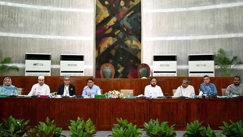 পাচার করা সম্পদ ফেরাতে রেড নোটিশসহ দ্রুত ব্যবস্থা নেওয়ার সুপারিশ