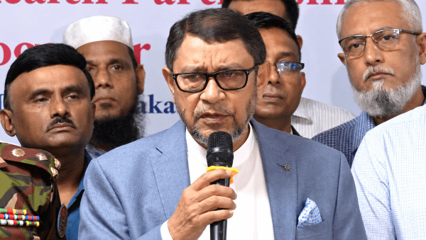 ডেঙ্গু মোকাবেলায় বাংলাদেশকে ৫ লাখ টেস্ট কিট দিয়েছে যুক্তরাষ্ট্র