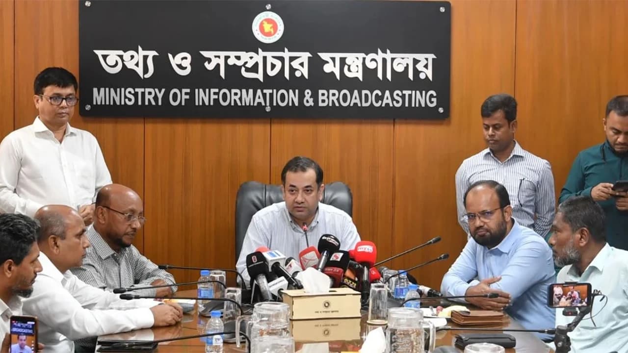 সাংবাদিকদের স্বার্থে ওয়েজবোর্ড বাস্তবায়নে উদ্যোগ নেবে সরকার: তথ্য প্রতিমন্ত্রী