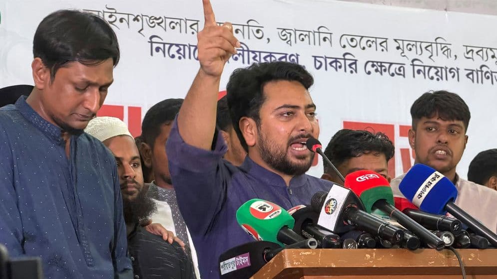 বিদেশে আওয়ামী লীগ, দেশে বিএনপির কারণে দেশে শান্তি ফিরছে না -নাহিদ ইসলাম