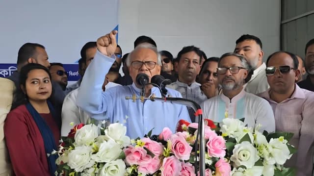 দেশের অর্থ লুটে বিদেশে বিলাসী জীবন কাটাচ্ছেন ফ্যাসিবাদের দোসররা: রিজভী