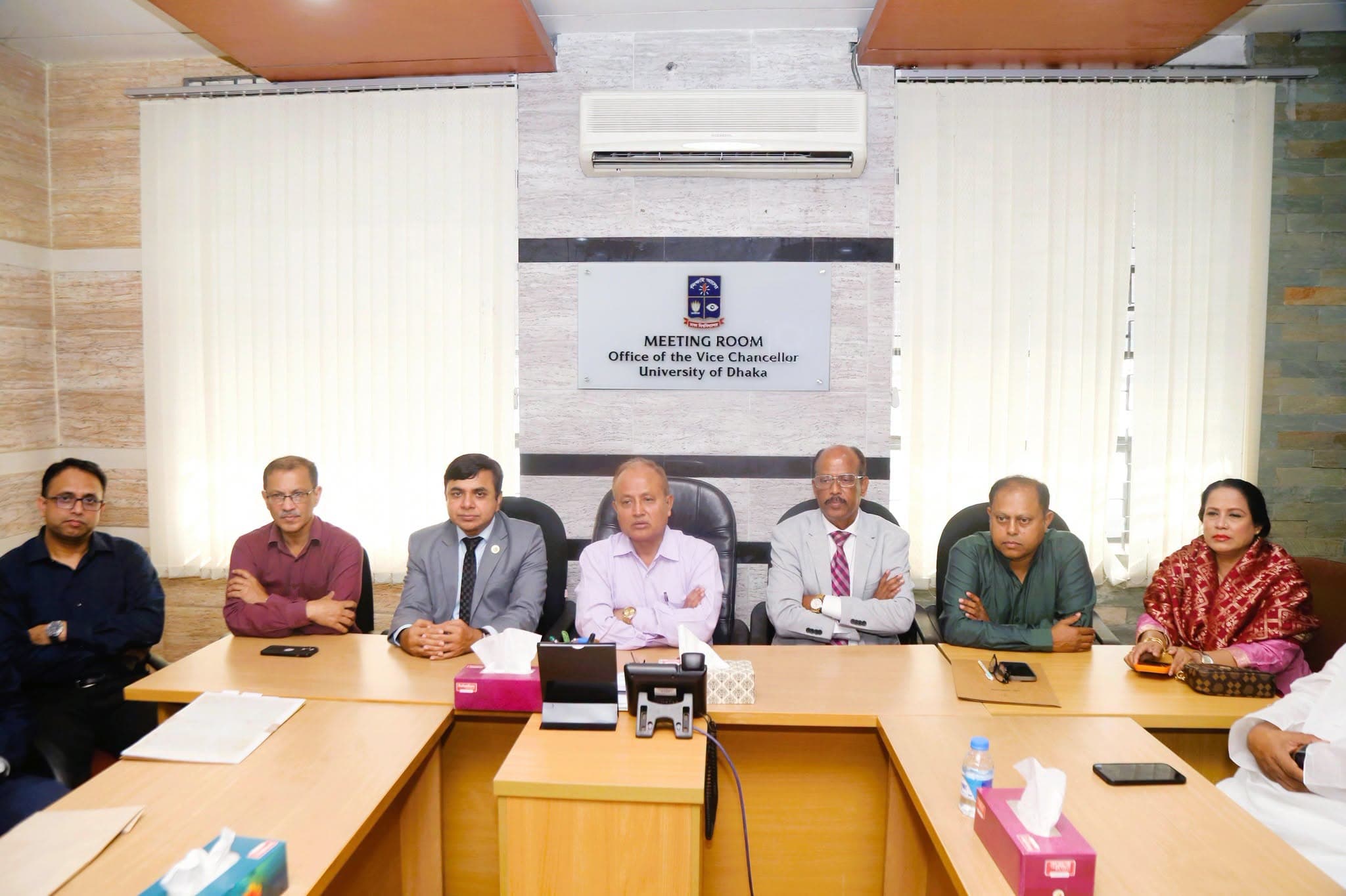 সাত কলেজের ৫৪ হাজার শিক্ষার্থীর তথ্য স্থানান্তর সম্পন্ন, এখন ডিসিইউর অধীনে