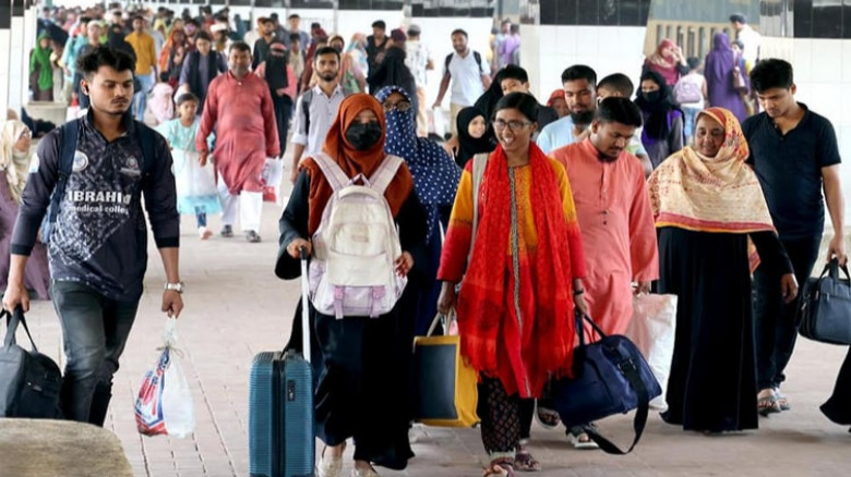 এবার ঈদে কতদিনের ছুটি পাবেন সরকারি-বেসরকারি চাকরিজীবীরা?