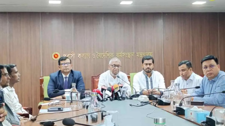 সিন্ডিকেটমুক্ত করতে না পারলে মন্ত্রিত্ব ছেড়ে দেব: প্রবাসী কল্যাণমন্ত্রী