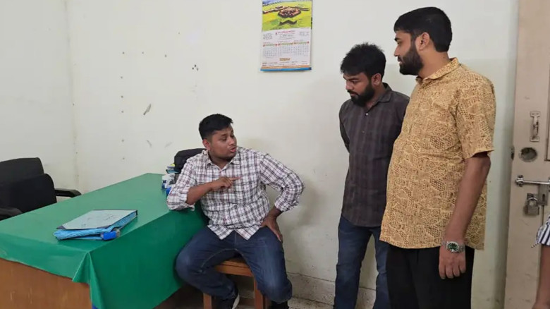 আকস্মিক হাসপাতালে এমপি হাসনাত, ৫ চিকিৎসককে শোকজ